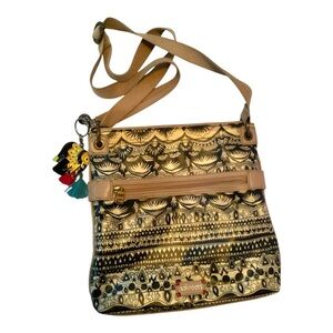 SAKROOTS-"Artist Circle" Tan Leather Accents Flat Crossbody-Zip Top